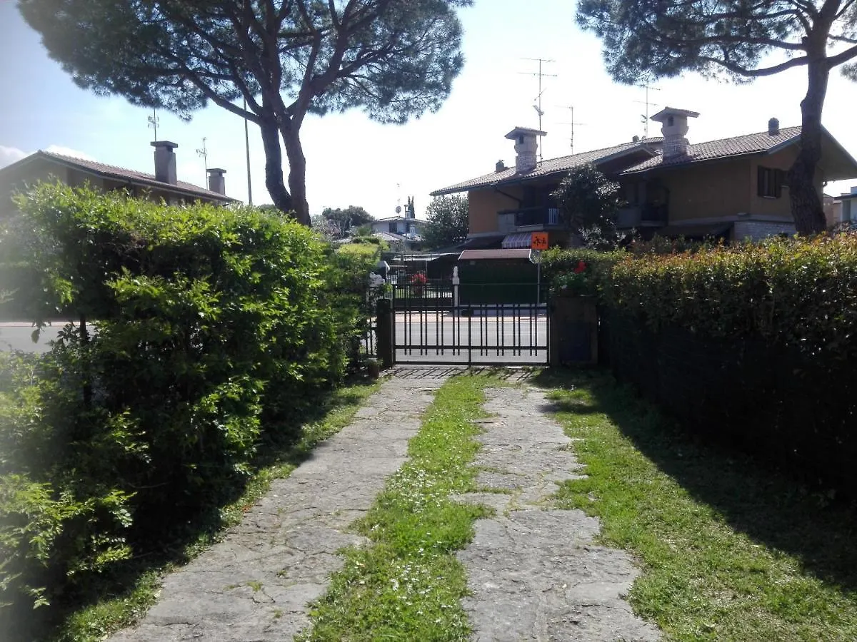 Casa Vacanza Clavel Cin Apartment Sirmione Italy